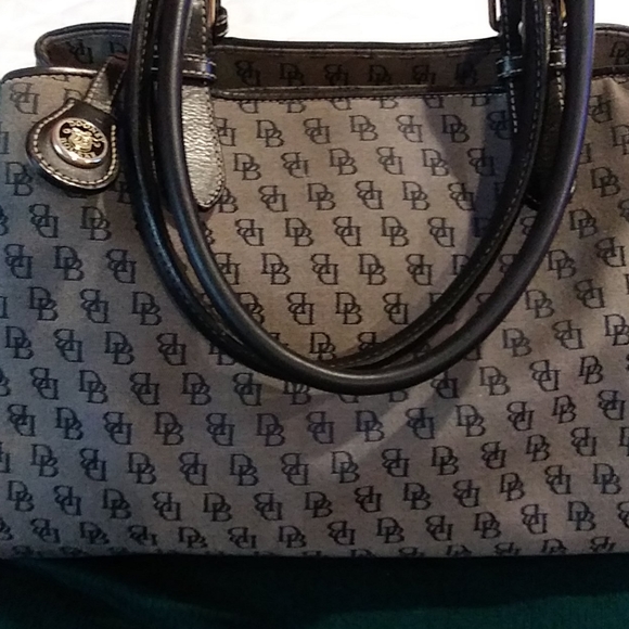 Dooney & Bourke Signature Bag Black Gray - Picture 1 of 3